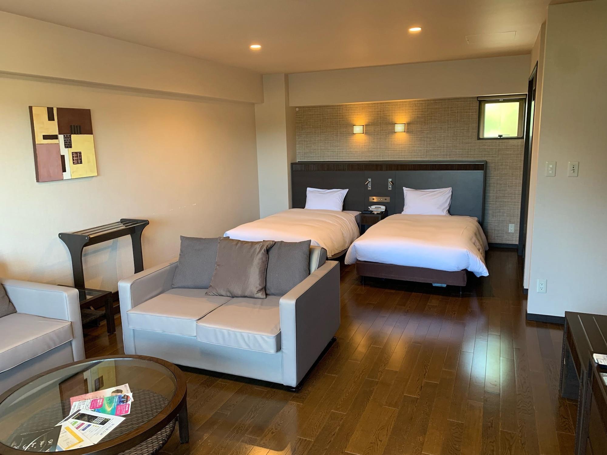 Hotel Grandvrioresort Ishigakijima Ocean's Wing & Garden 4*