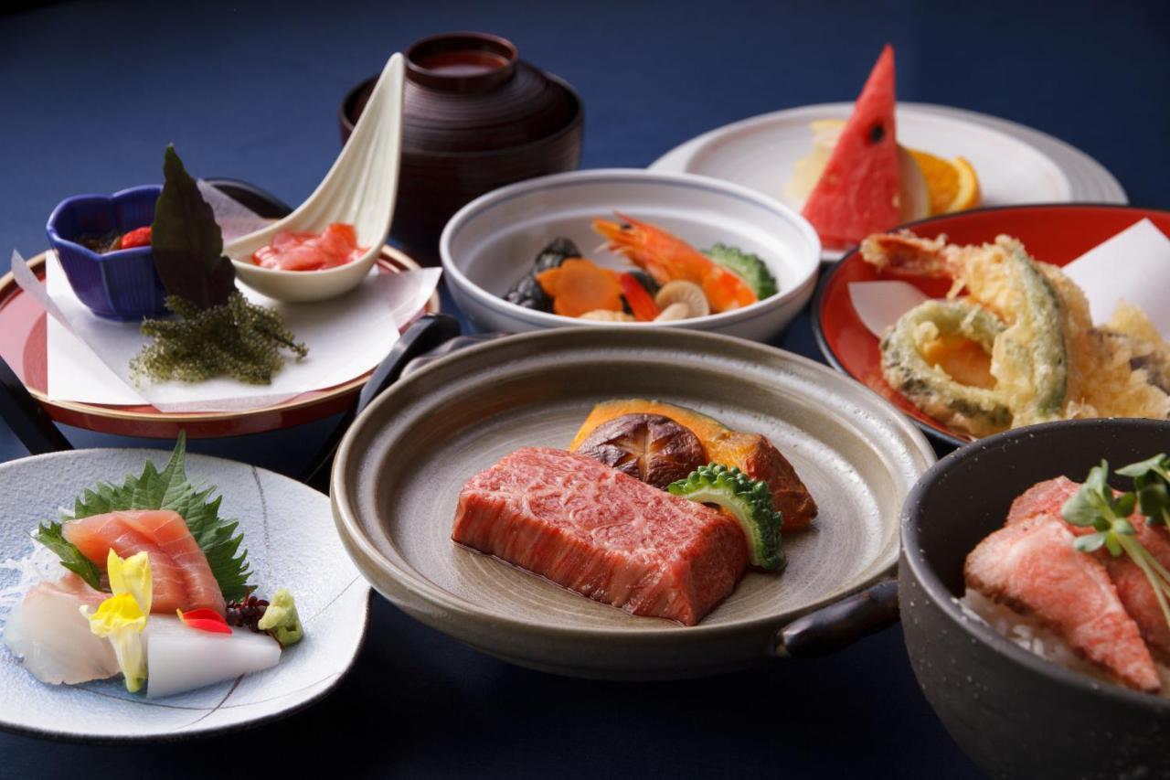 Grandvrioresort Ishigakijima Ocean's Wing & Garden Hotel